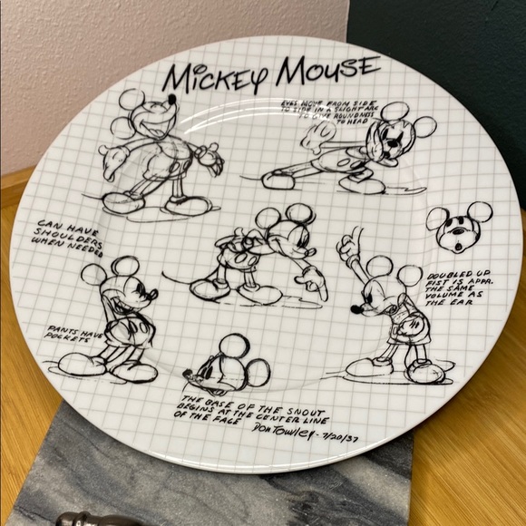 Disney Sketchbook Mickey Mouse Plate - Picture 3 of 4